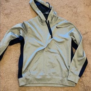 Nike Men’s Therma-Fit Hoodie